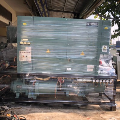 Máy Làm Lạnh Nước Hitachi 180hp